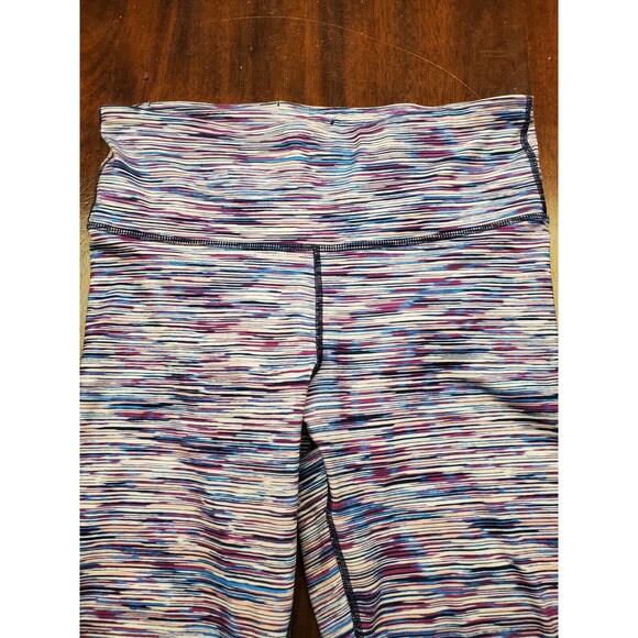 Women's Gap Fit Colorful Striped Athletic Cropped Leggings | Size Small - Picture 3 of 9